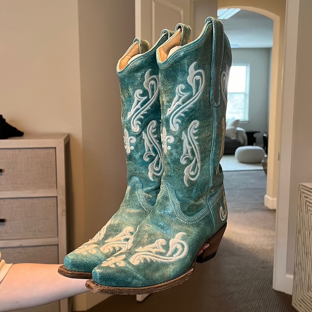 Worn once cowboy boots
